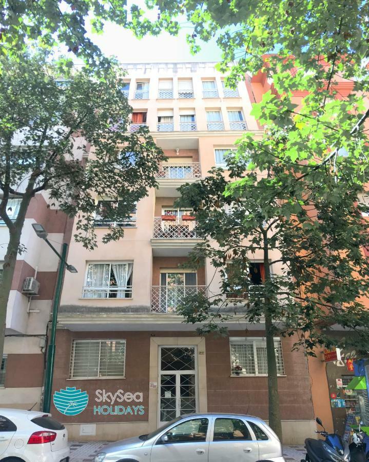 Skysea Holidays Malaga Victoria Ngoại thất bức ảnh
